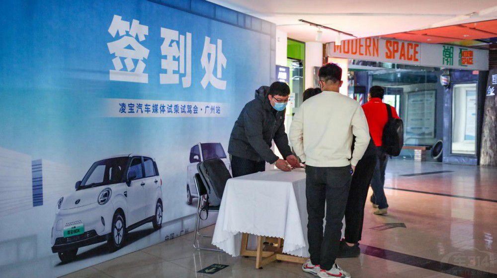 �茚��܇��ꑏV��܇չǰý�wƷ�b����Ļ