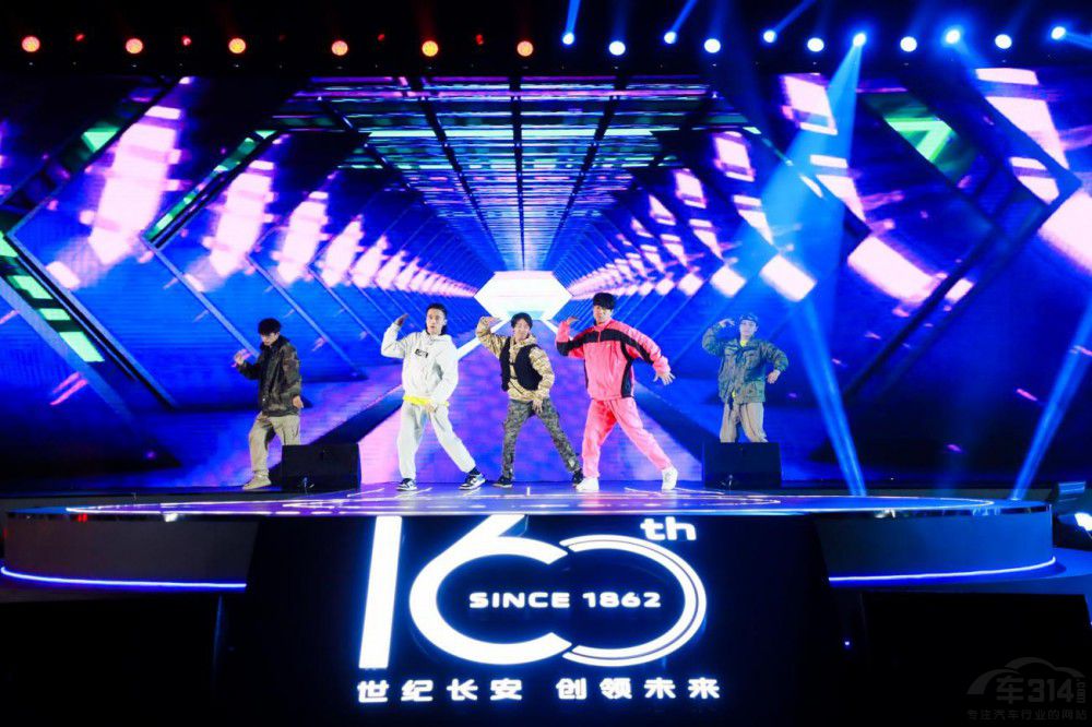 �Wҫÿһ���� 2022�L����܇�۽zʢ���_��