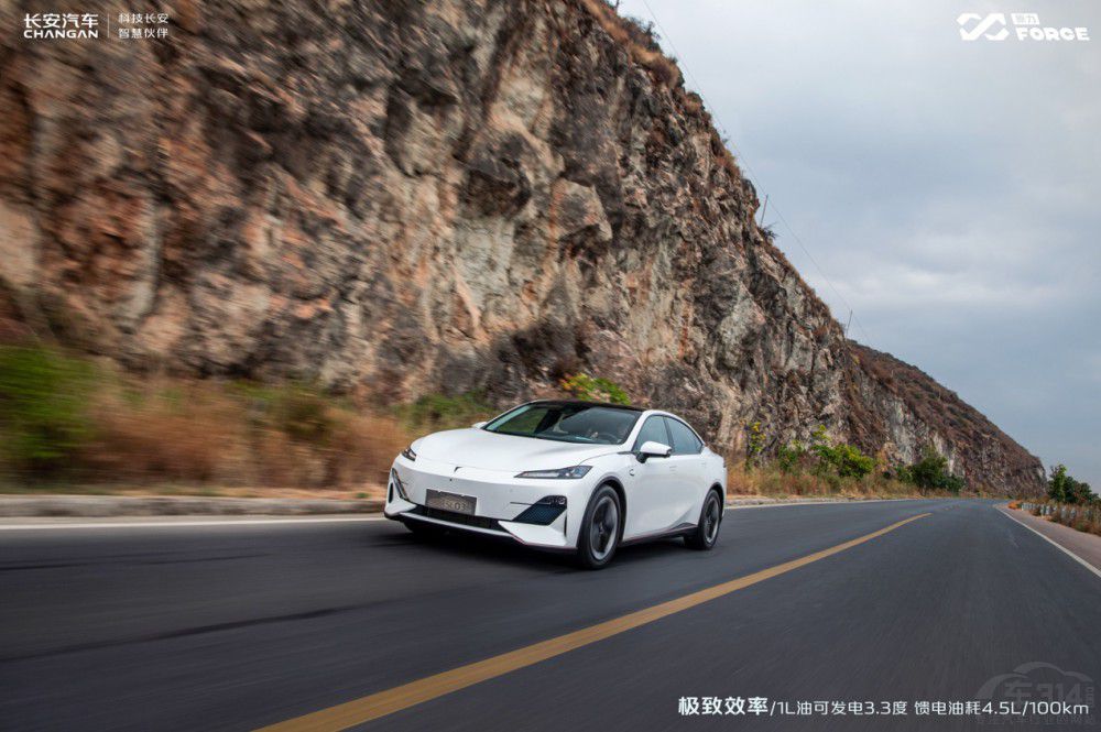 ���{(l��n)SL03�ɹ�����(zh��n)1200km���L�澳֮��