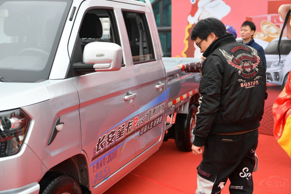 �L���P��ů���͸�������c(di��n)ȼ�Ñ�������