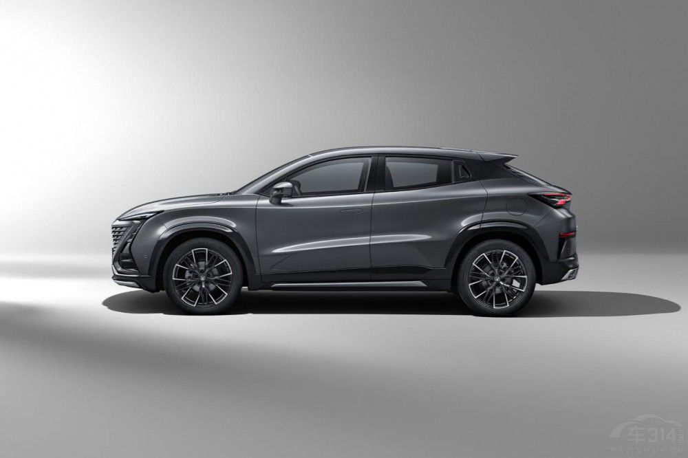 δ��(l��i)�Ƽ��\(y��n)��(d��ng)SUV�ڶ���UNI-T��ʽ������