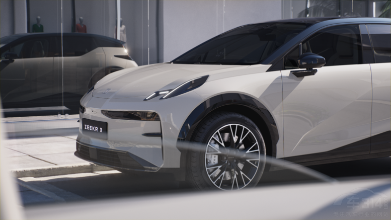 �������OӋ�F� ����  �����m�϶��е�SUV