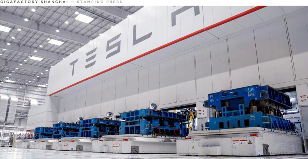 ��400�f�v��˹���ڵ��ݳ������S�¾�ѽ��