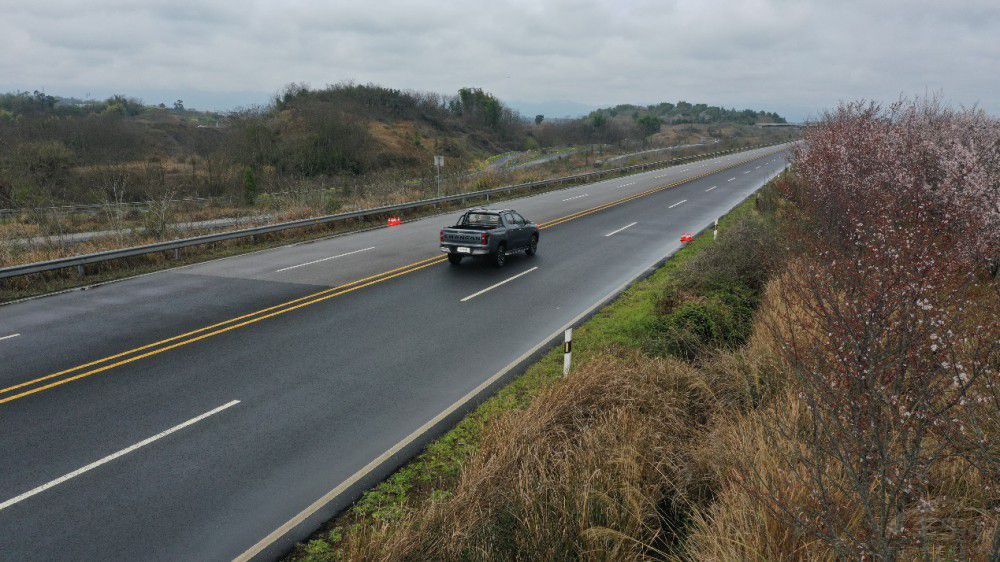 長(zhǎng)安覽拓者輕松通過(guò)三大動(dòng)力性能極限挑戰(zhàn) 長(zhǎng)安覽拓者輕松通過(guò)三大動(dòng)力性能極限挑戰(zhàn)