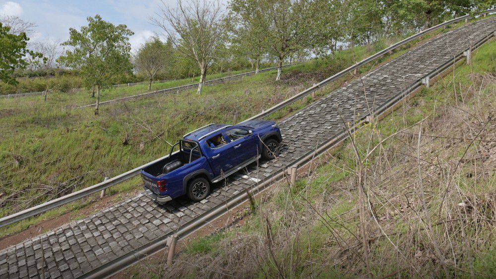 長(zhǎng)安覽拓者輕松通過(guò)三大動(dòng)力性能極限挑戰(zhàn) 長(zhǎng)安覽拓者輕松通過(guò)三大動(dòng)力性能極限挑戰(zhàn)