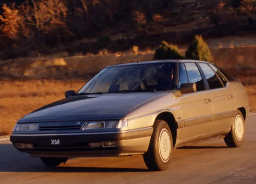 �������y(t��ng)���{ һƷѩ�F��C6��ǰ���c����