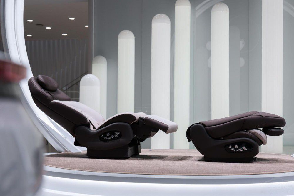 �Ϻ�܇չ�Ǽ���܇��ʽ�l(f��)����AI4M���ܑ�(zh��n)�ԡ�