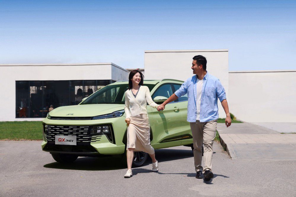 智能電感新混動(dòng) 江淮QX PHEV正式亮相了 智能電感新混動(dòng) 江淮QX PHEV正式亮相了