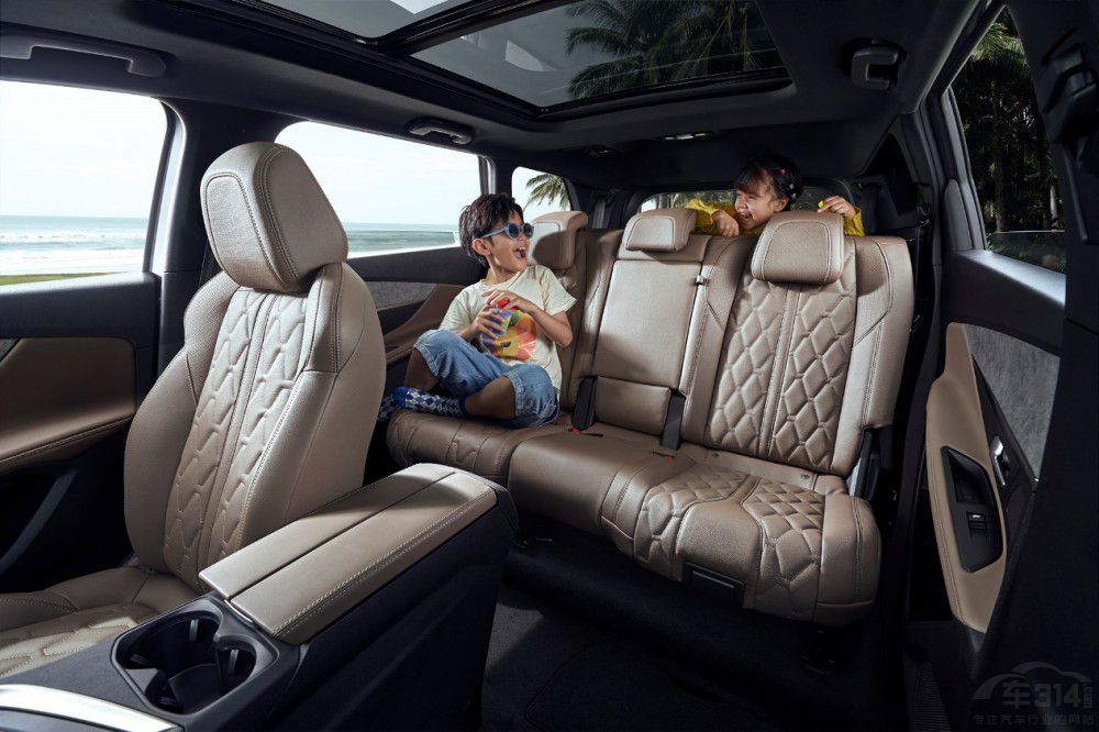 �ISGS���(bi��o)�J(r��n)�C܇����5008 �����fԪ�a(b��)�N