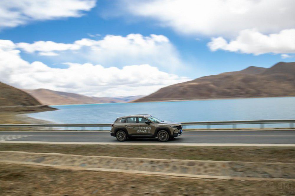 CX-50��Ҳ�ۃr��ʽ�l(f��)�� RAV4/CR-V���c��