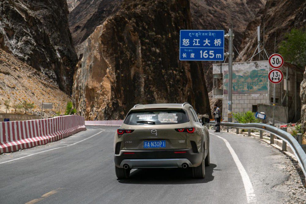 CX-50��Ҳ�ۃr��ʽ�l(f��)�� RAV4/CR-V���c��