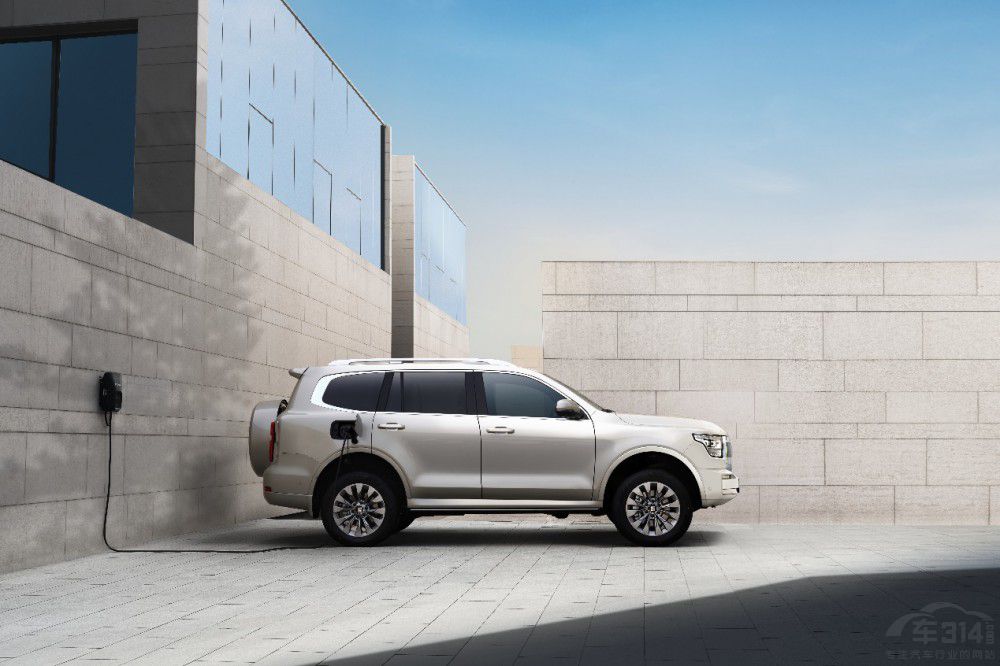 Ӳ��ԽҰ̹��500 Hi4-T��ʽȫ�������ˣ�