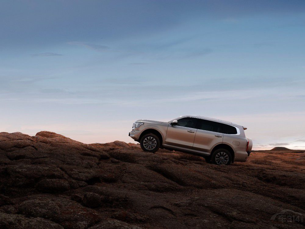 Ӳ��ԽҰ̹��500 Hi4-T��ʽȫ����������