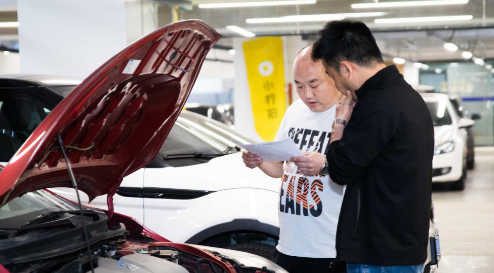 二手車(chē)市場(chǎng)為什么出現(xiàn)大批理想L8準(zhǔn)新車(chē) 二手車(chē)市場(chǎng)為什么出現(xiàn)大批理想L8準(zhǔn)新車(chē)