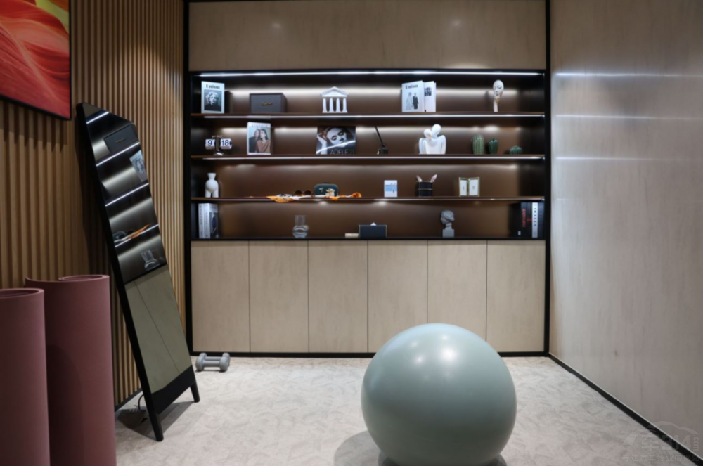 ����w�Ĳ��O(sh��)��  ���ֿ�֮���w�����