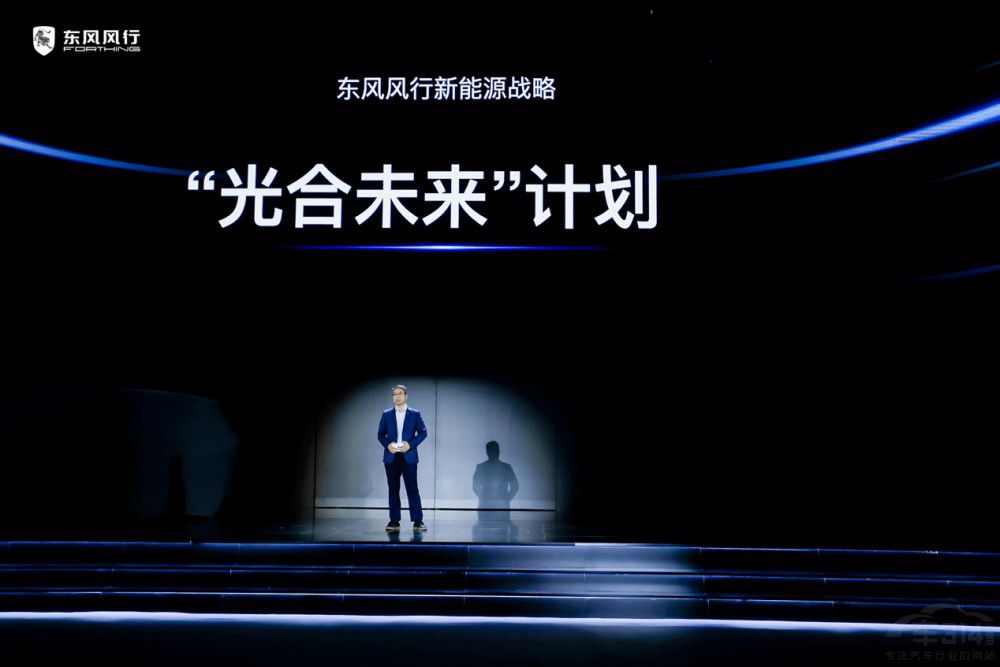 �L(f��ng)������ ����(n��i)�׿�����(zh��n)�һ��м��܇��