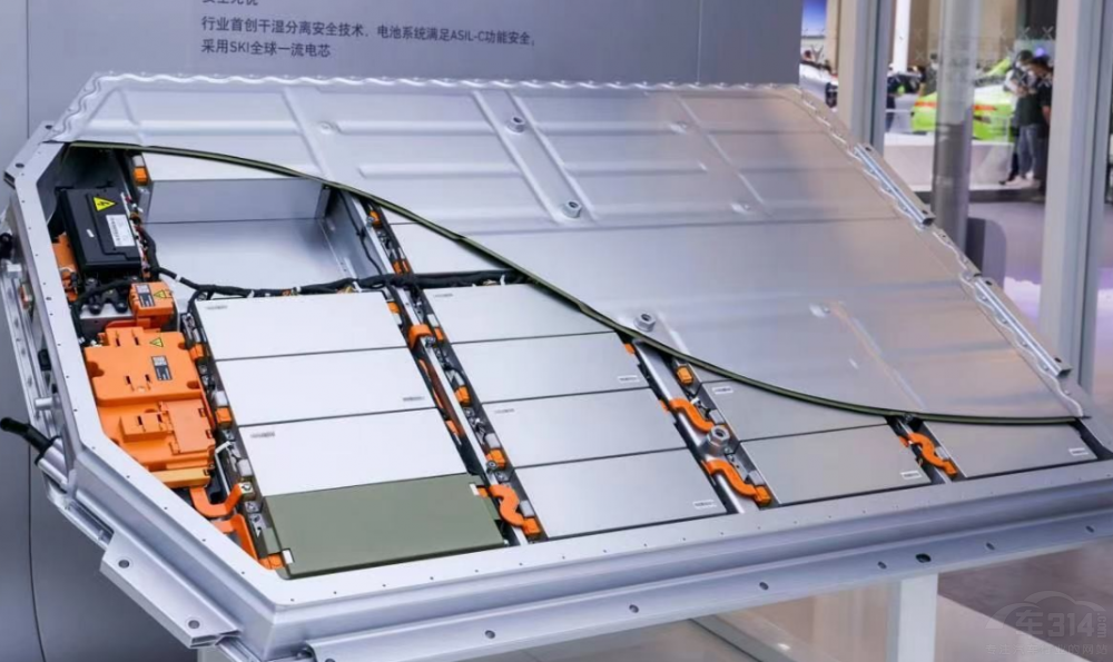 �����(z��i)����ǰ 늄�(d��ng)܇���ԾȺ�܇����P(gu��n)��