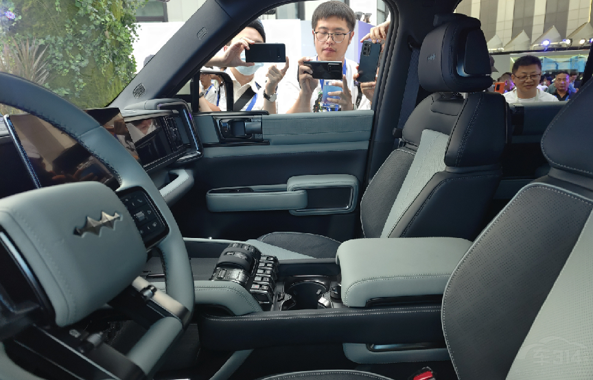 方程豹是比亞迪“個性化平權(quán)”變革的開端 方程豹是比亞迪“個性化平權(quán)”變革的開端