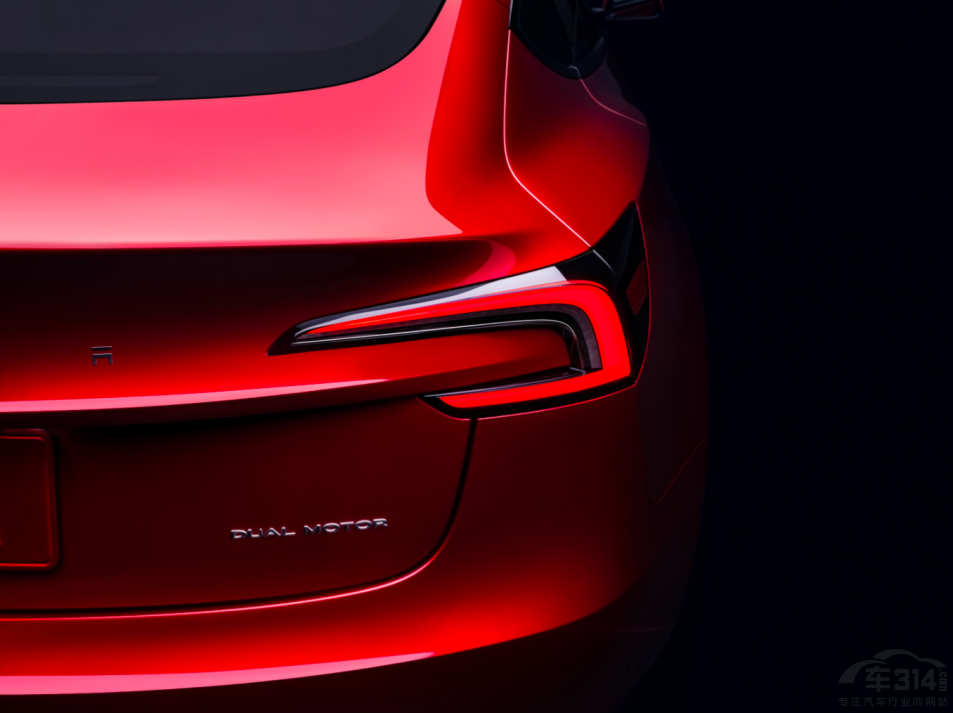 �H��܇�r+�{�˘�Ȥ Model 3 ���°���u