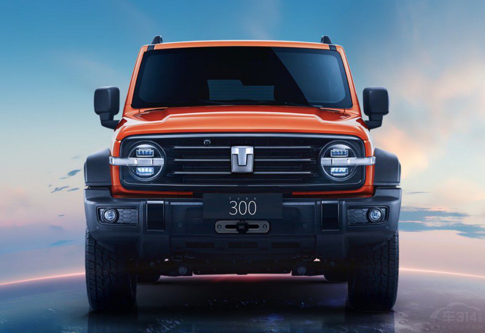 �u����ռ��һ��̹��300���N����30�f�v