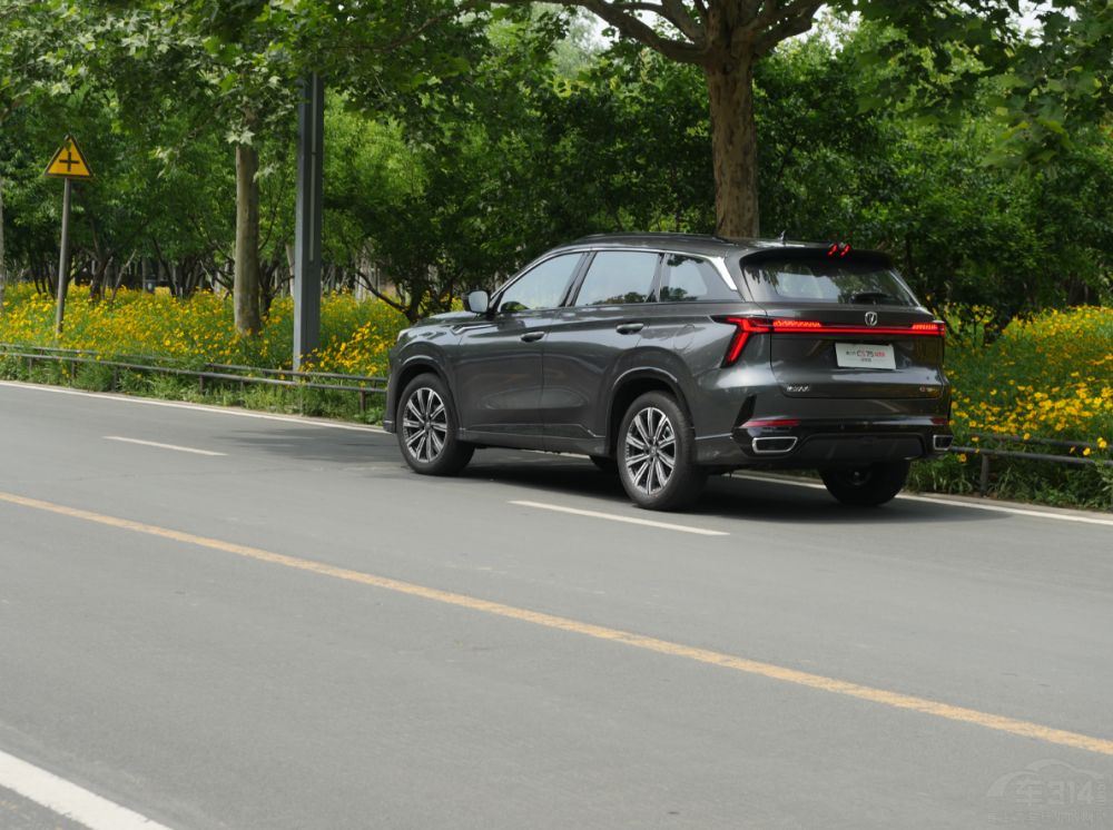 �L(zh��ng)��������CS75PLUS��܊�����ԽL�ߣ�