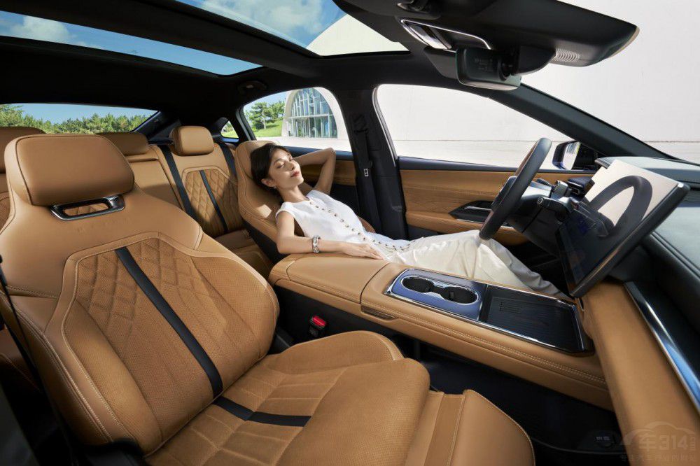 �L�� �R���_(d��) MAZDA EZ-6��ʽ �_�� �A(y��)����