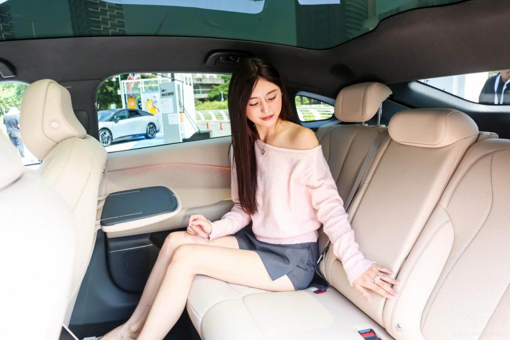 AI��܇С�iP7+�����������_��AI��܇�r(sh��)��