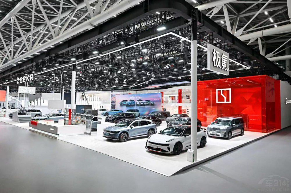 �O������V��܇չ �װl(f��)������{Plus�ܘ���