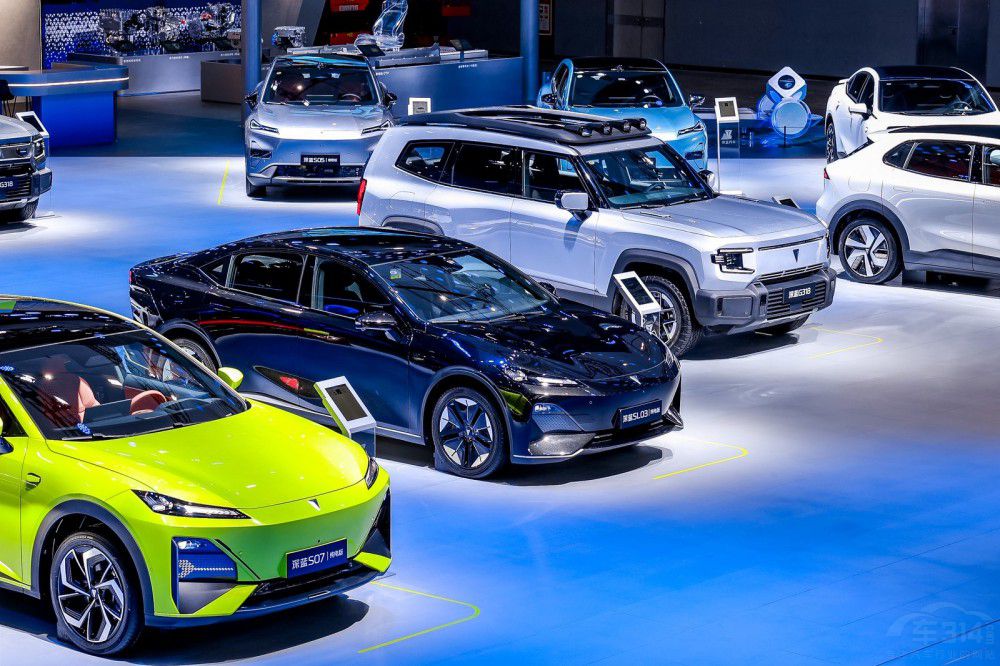 �V��܇չ���{(l��n)�yȫϵ�a(ch��n)Ʒ��չ ��(g��)��(g��)�����n