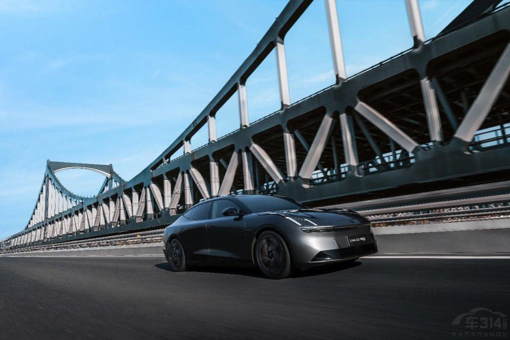 �I(l��ng)��Z10  ����95kWh 702km���(q��)Halo����