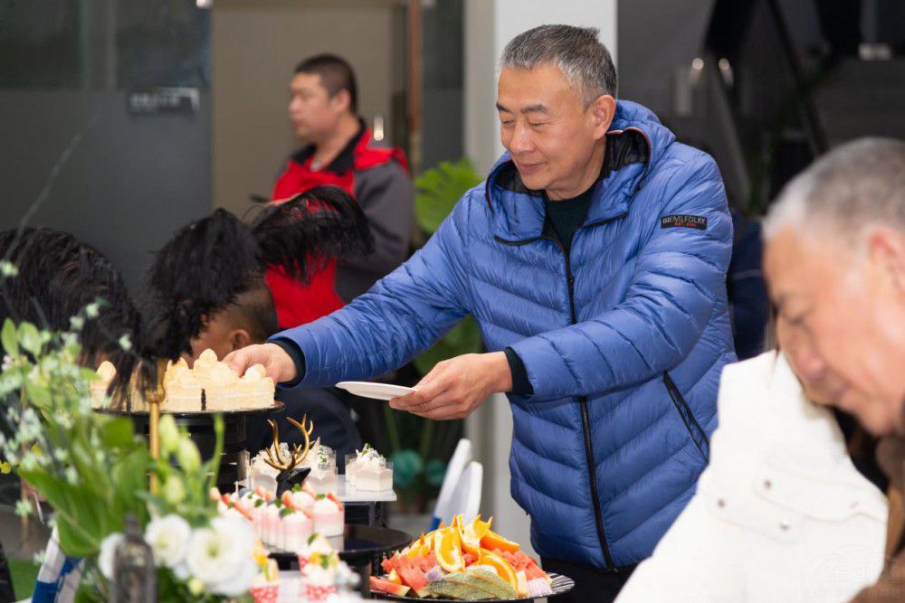 ȫ���F(tu��n)ُ(g��u)��(hu��)���������g(sh��)��(sh��)�y(c��)ֱ���N(xi��o)������  