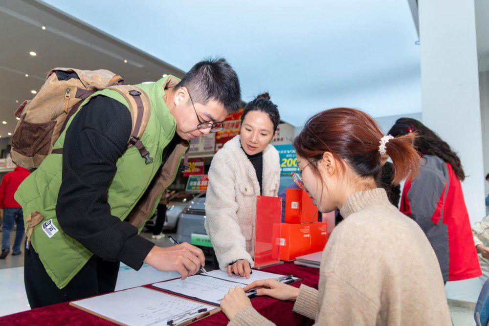 ȫ���F(tu��n)ُ(g��u)��(hu��)���������g(sh��)��(sh��)�y(c��)ֱ���N(xi��o)������  