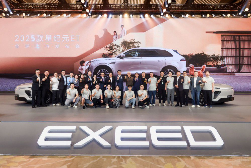 ���A����SUV2025�����У��ۃr(ji��)17.28�f��  