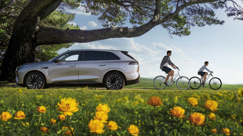 ���A����SUV2025���������ۃr(ji��)17.28�f��  