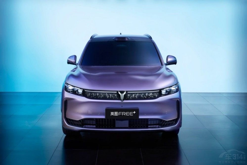 �߶�SUV�Ј�(ch��ng)׃�������DFREE+ 22.99�f��