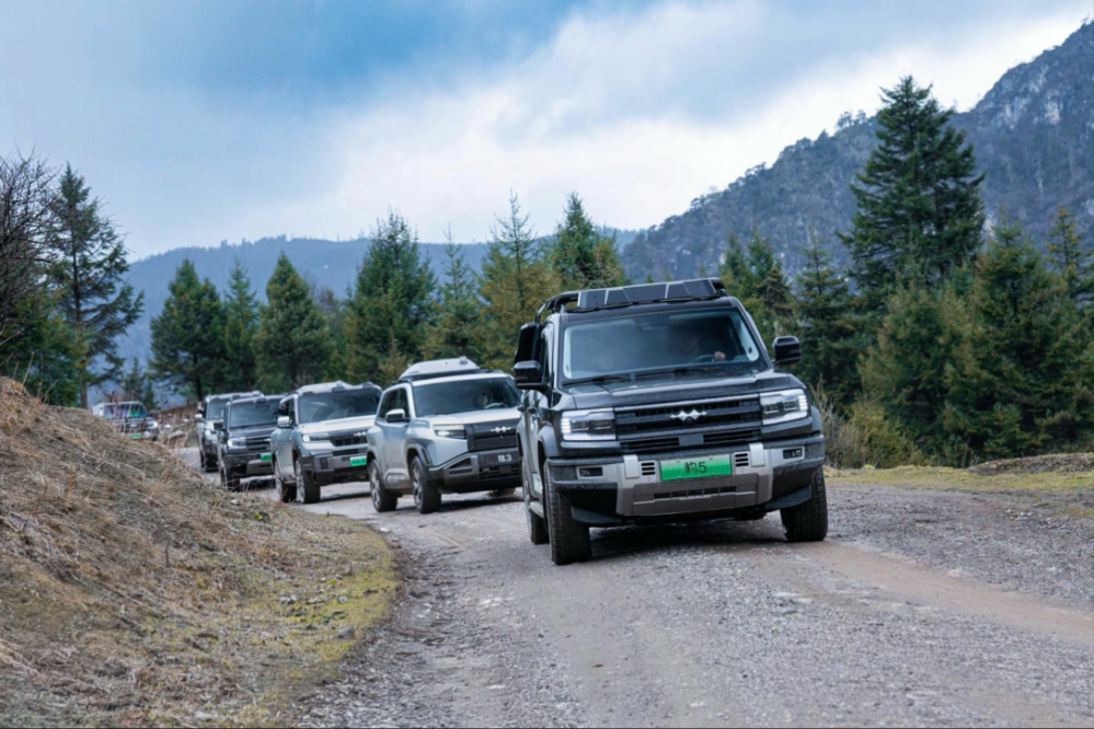 �����еľ�Ԯ�ߺ�ˮ�_��܇�v�������Ó�U