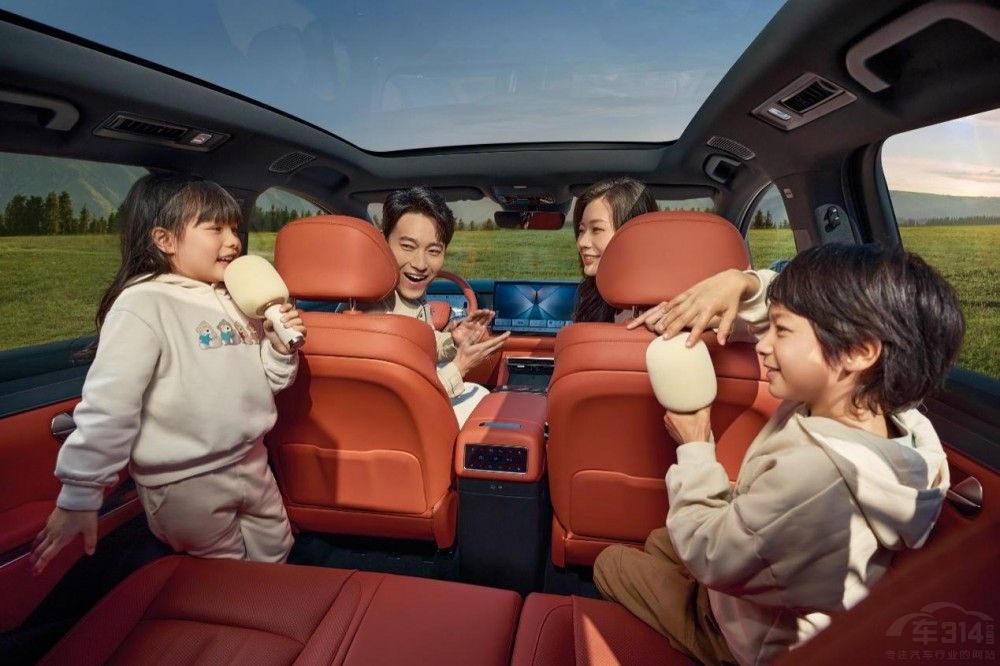 ���ͥ�ĵ�һ�_��ŞSUV�ȁ�����L��ʽ����