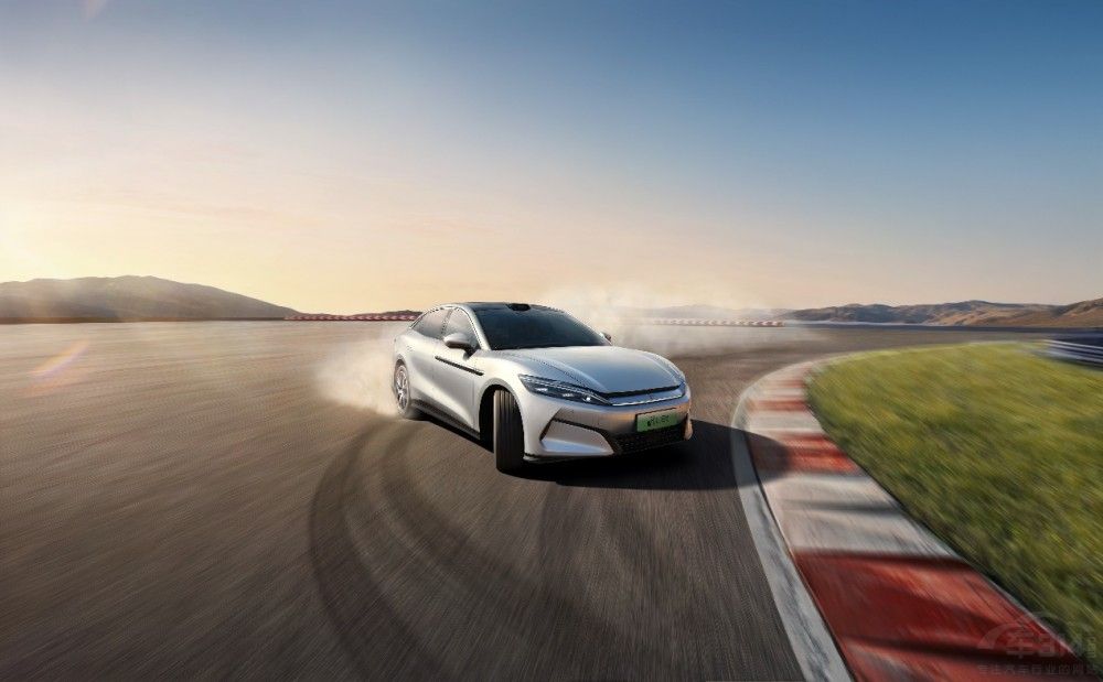 年輕人第一臺(tái)旗艦轎車(chē) 比亞迪漢L震撼上市 年輕人第一臺(tái)旗艦轎車(chē) 比亞迪漢L震撼上市