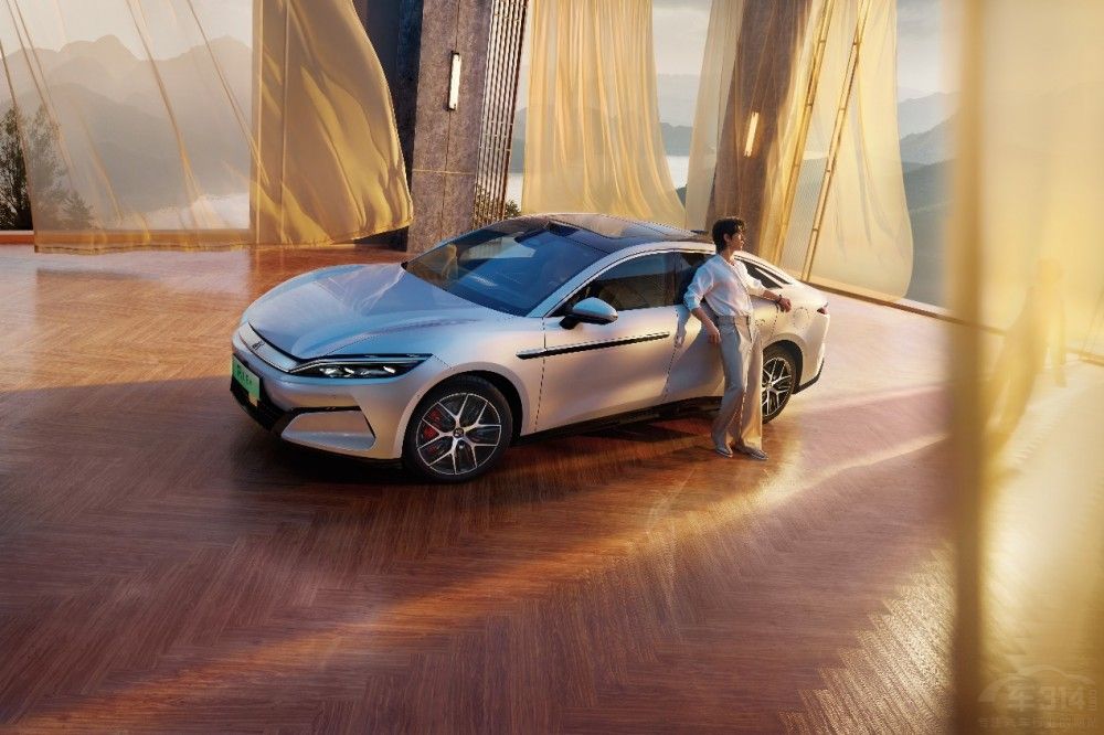 年輕人第一臺(tái)旗艦轎車(chē) 比亞迪漢L震撼上市 年輕人第一臺(tái)旗艦轎車(chē) 比亞迪漢L震撼上市