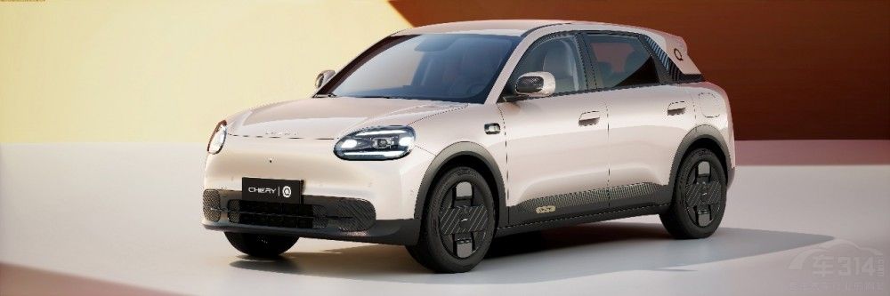 風(fēng)云X3L開啟預(yù)售 奇瑞強勢登陸成都車展 風(fēng)云X3L開啟預(yù)售 奇瑞強勢登陸成都車展