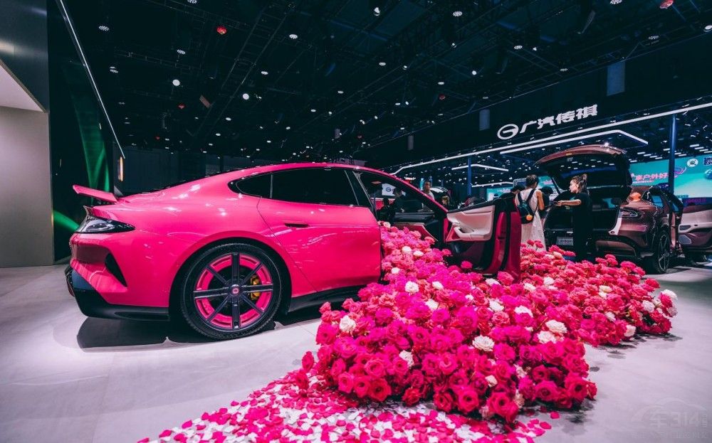 �ɶ����H܇չ�_Ļ���������𣬺��Y������