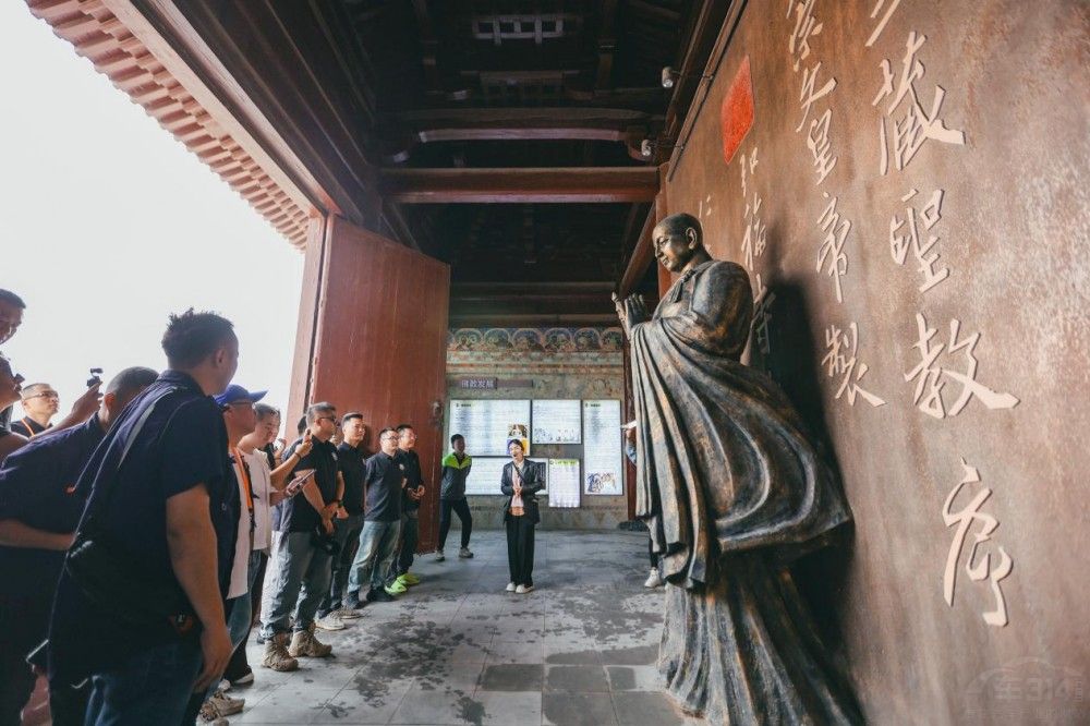 ��Խ����֮��������̽�U(xi��n)�߄�(chu��ng)ȫ��(ch��ng)���¼o(j��)Ԫ