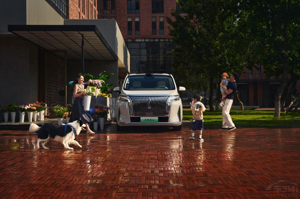 κ�Ƹ�ɽ7��ʽ���У��_��MPV��ͥ�r����