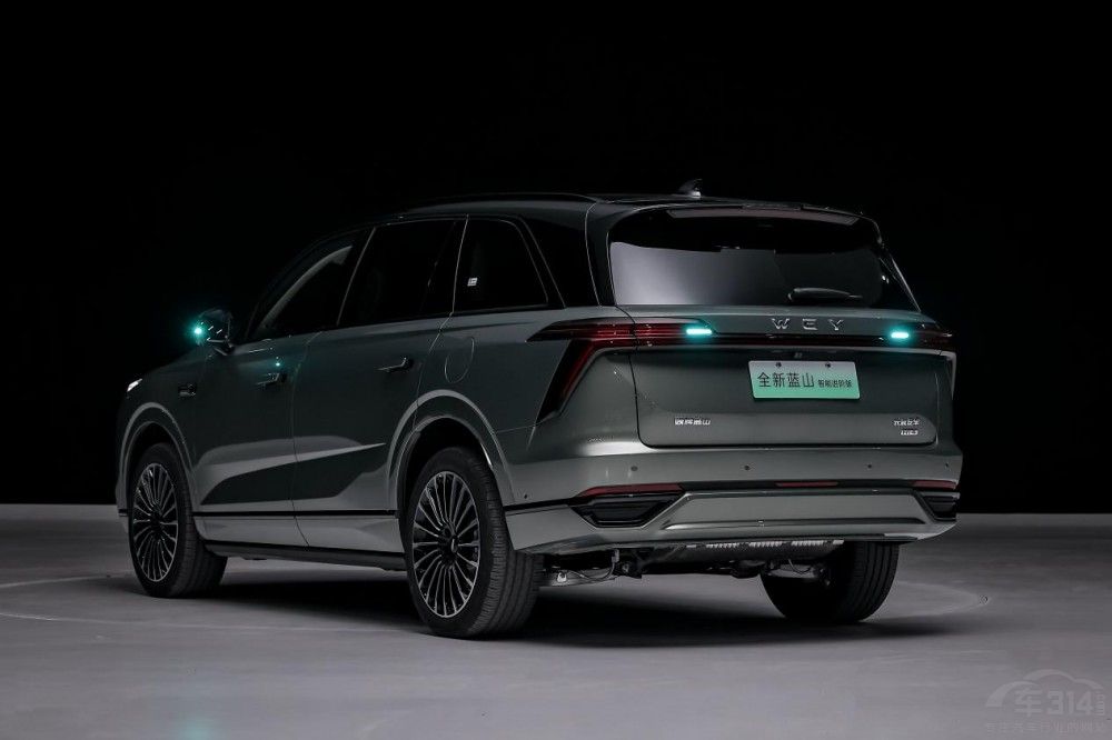 長城汽車VLA大模型落地魏牌全新智能進階版 長城汽車VLA大模型落地魏牌全新智能進階版