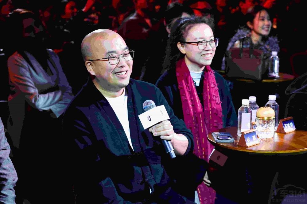 ����M9�ǹ�֮ҹҊ�CƷ���c�Ñ����p�򱼸���