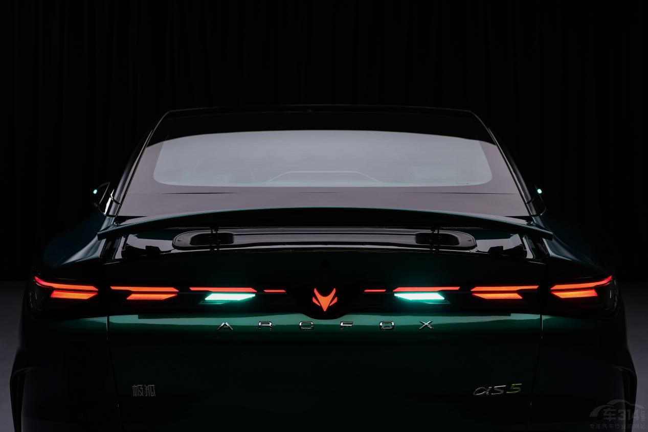 �O��ȫ�°�����S5�وD�l(f��)��3��1���_���A(y��)��